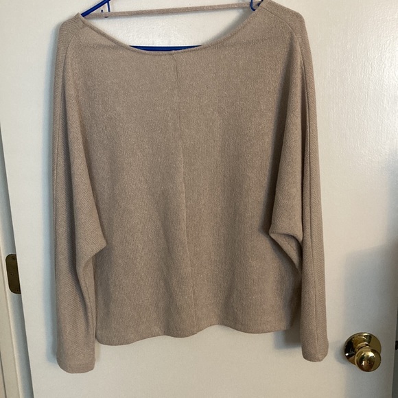 H&M Size M, Oatmeal color, scooped back knit top - Picture 2 of 9